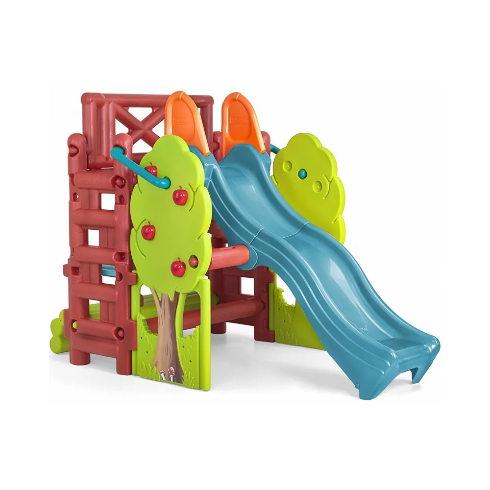 Zjeżdżalnia w placu zabaw Feber dla dzieci