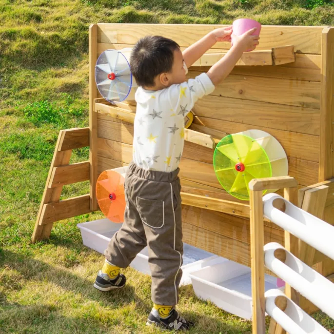 Ciekawe zajęcia z wodą dla dzieci