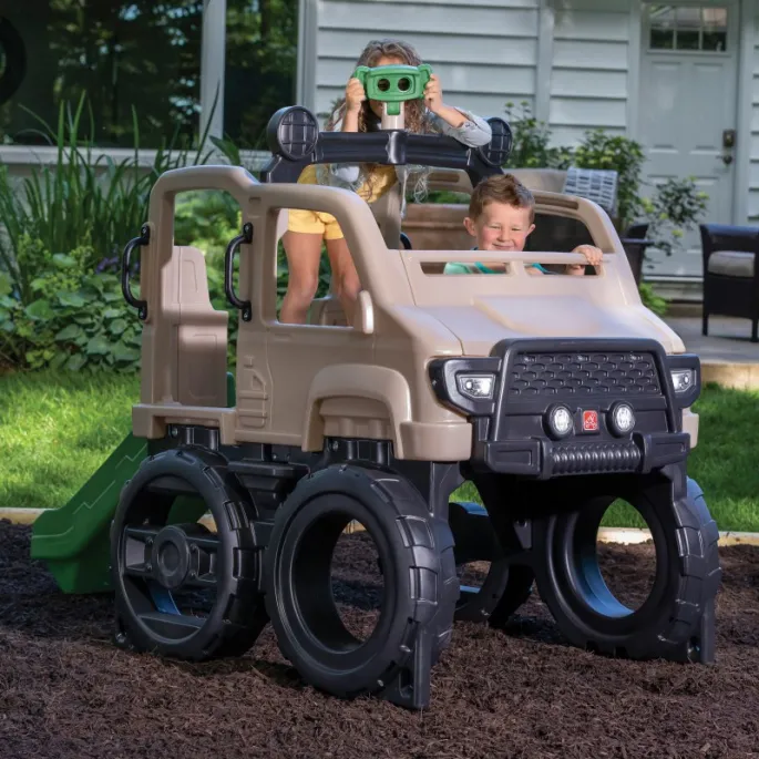 Realistyczny plac zabaw Step2 z lornetką