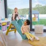 Bezpieczna zjeżdżalnia dla maluchów