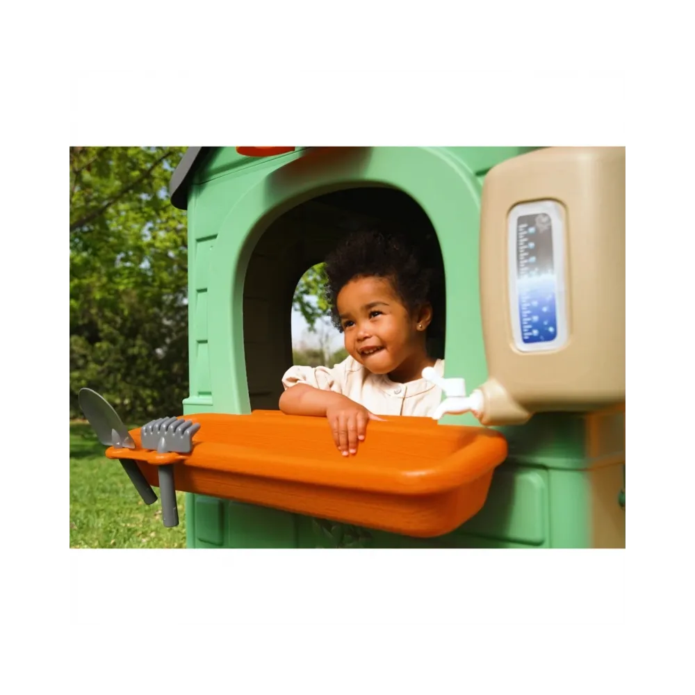 Elementy zielonej energii w domku dla dzieci