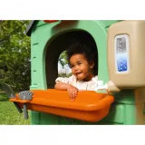 Elementy zielonej energii w domku dla dzieci