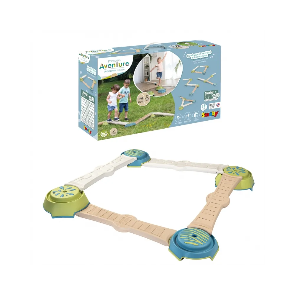 Dzieci bawią się na równoważni Smoby