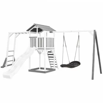 Drewniana wieża z huśtawką dla dzieci