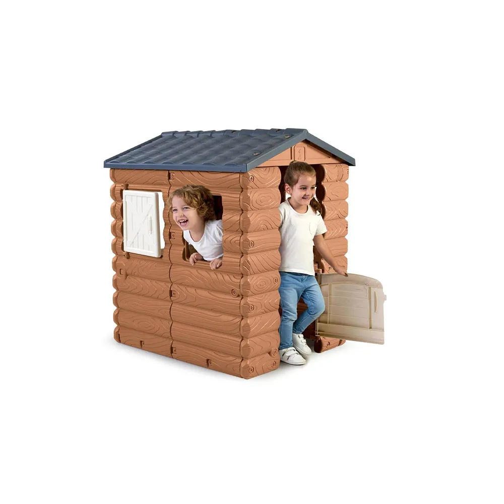 Przestronny domek z otwieranymi drzwiami dla maluchów