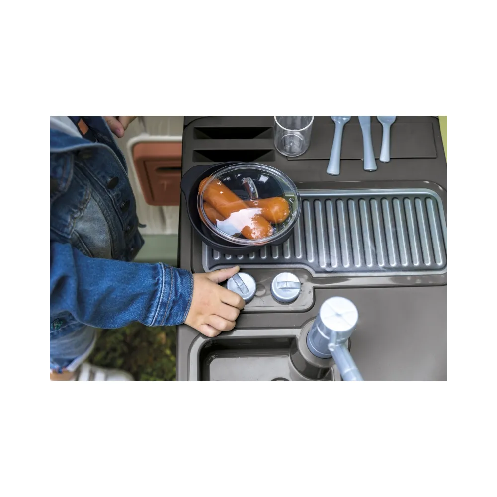 Kuchnia z grillem i zlewem dla maluchów