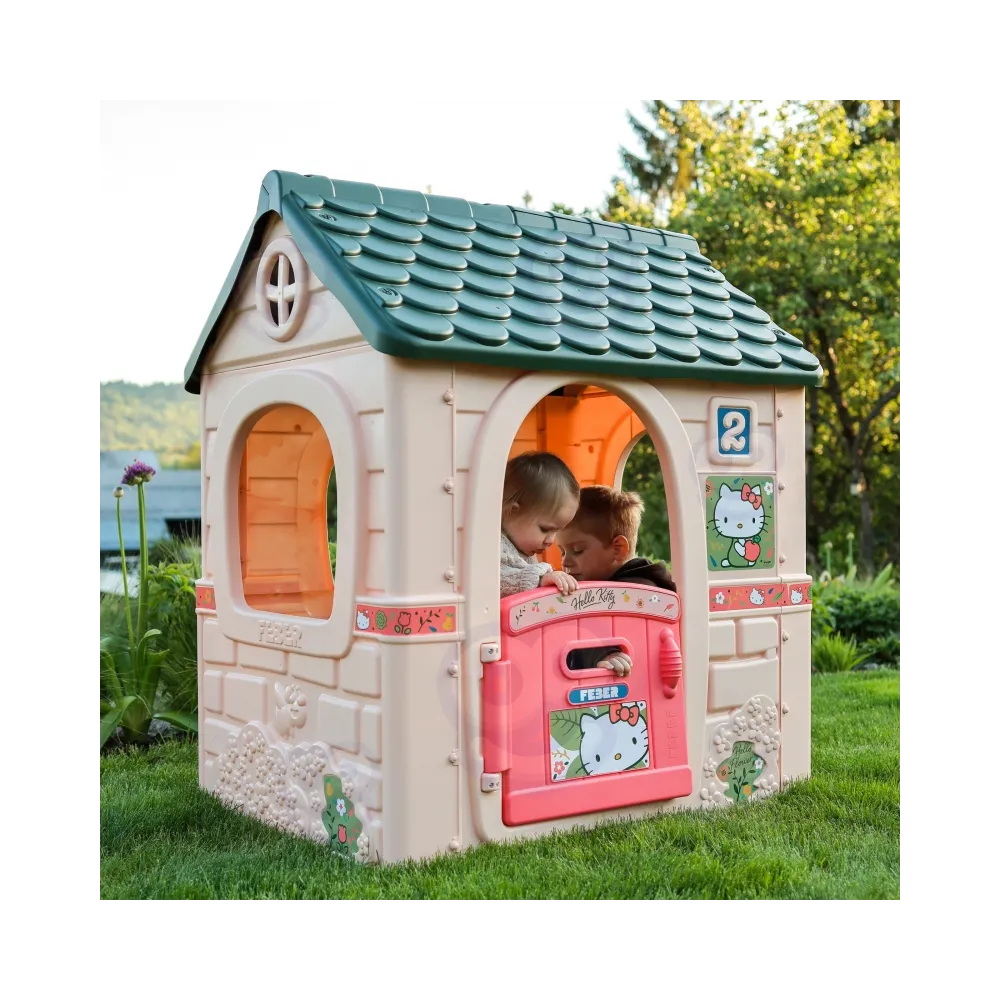 Domek ogrodowy Hello Kitty z otwieranymi drzwiami i oknami.