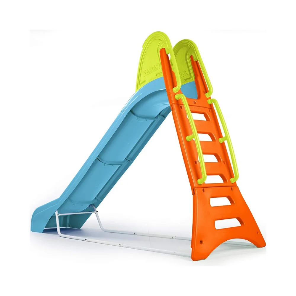 Zjeżdżalnia ogrodowa z wysokimi poręczami i antypoślizgowymi stopniami