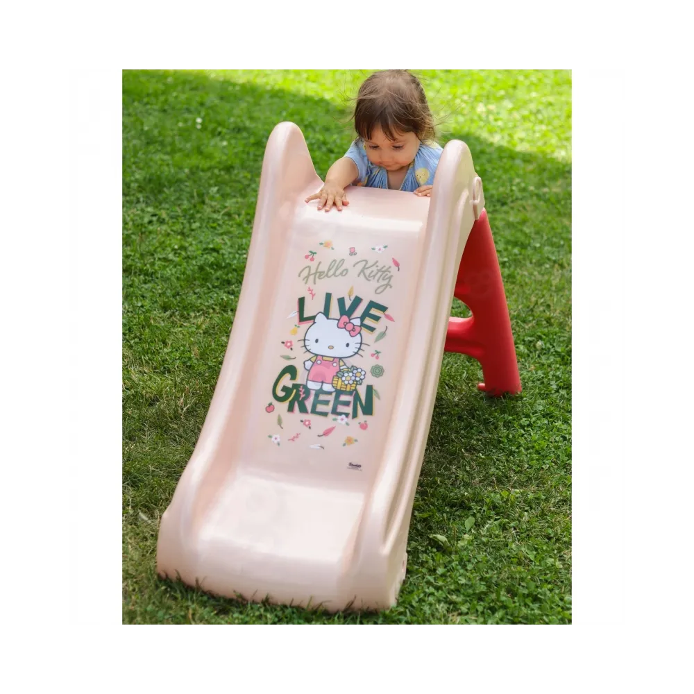 Bezpieczna zjeżdżalnia do zabawy