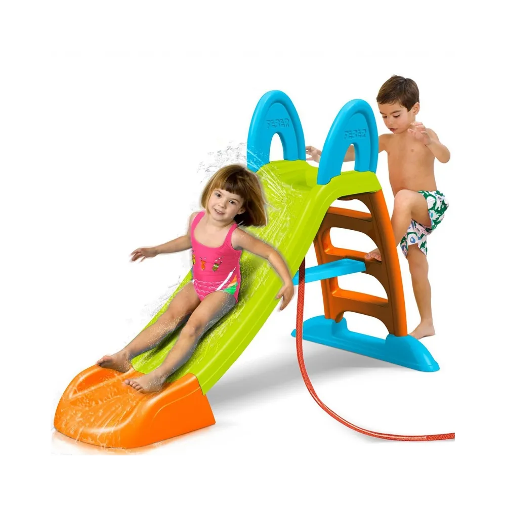 Zjeżdżalnia FEBER zapewniająca bezpieczeństwo podczas zabawy