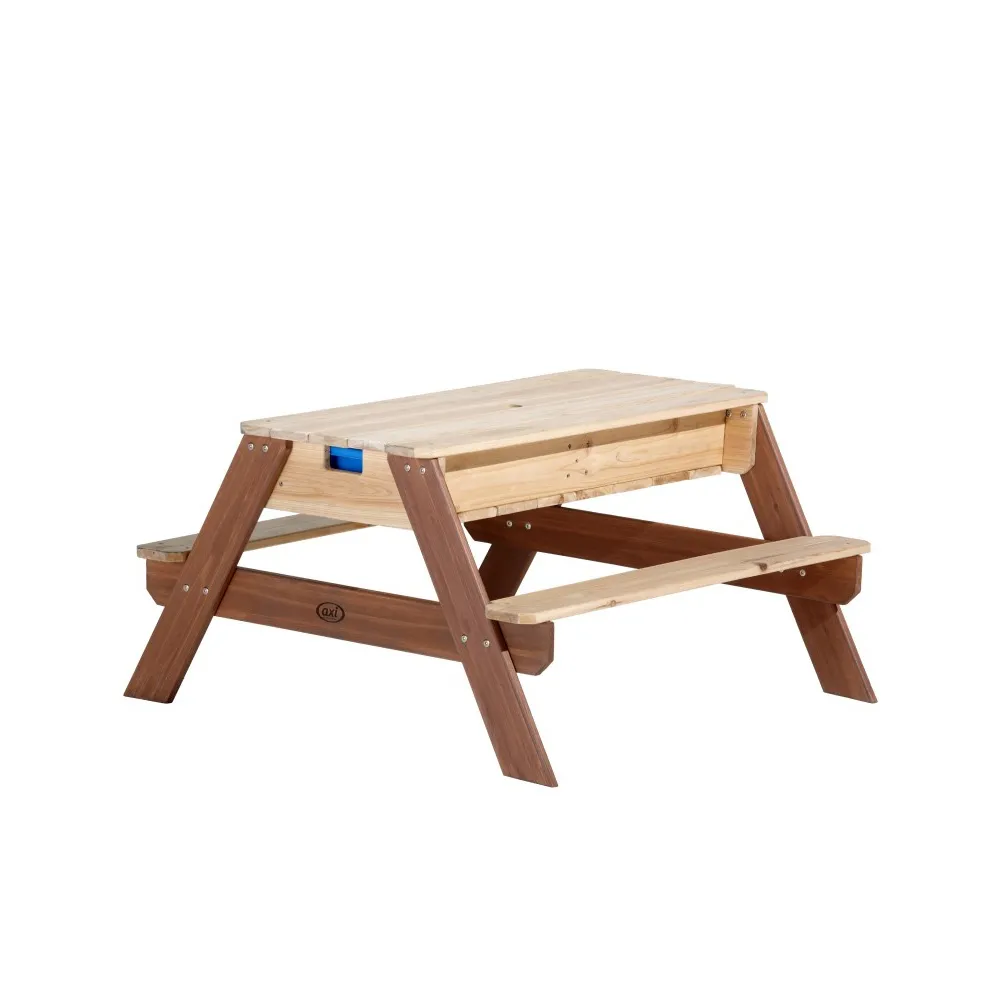 Parasol do stołu piknikowego AXI Nick w letnim otoczeniu ogrodu