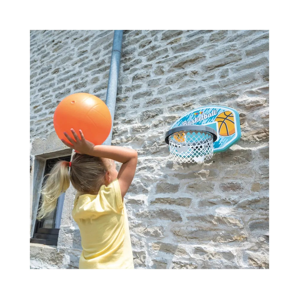Kosz do koszykówki na ścianie dla dzieci