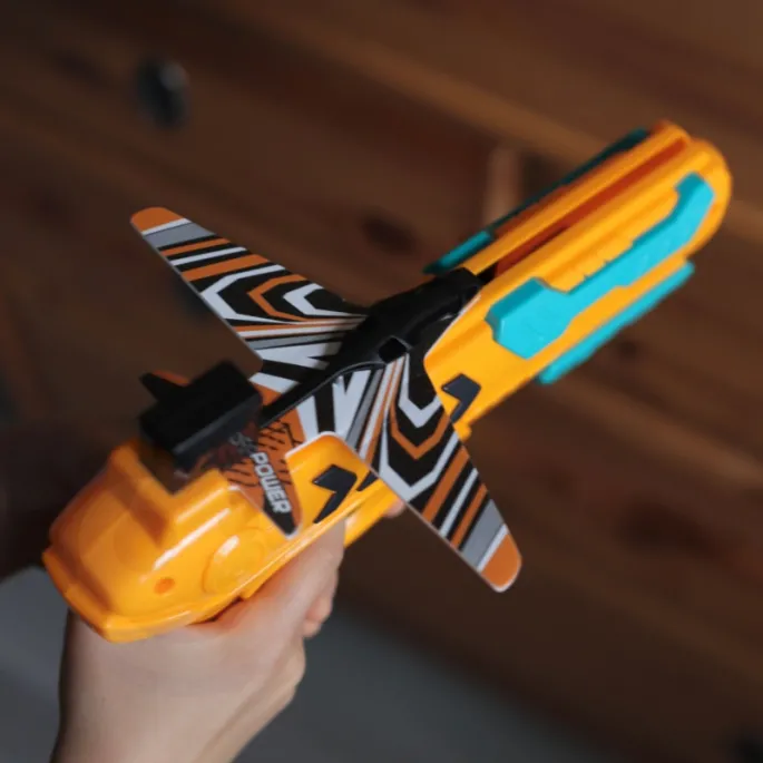 Kolorowe samoloty do wystrzelenia