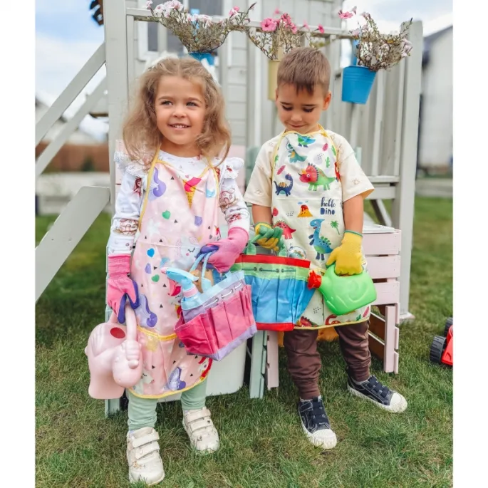 Kolorowy fartuszek ogrodnika dla maluchów