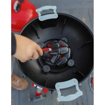 Realistyczny grill dla małych kucharzy