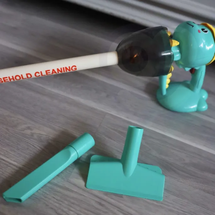 Bezpieczny odkurzacz z kolorowym światłem