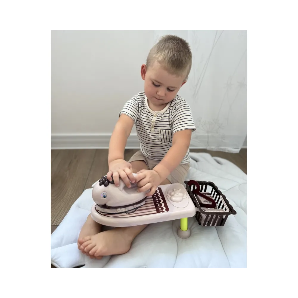 WOOPIE Zestaw do Prasowania 2w1 Deska Żelazko z Muzyką 7 el.