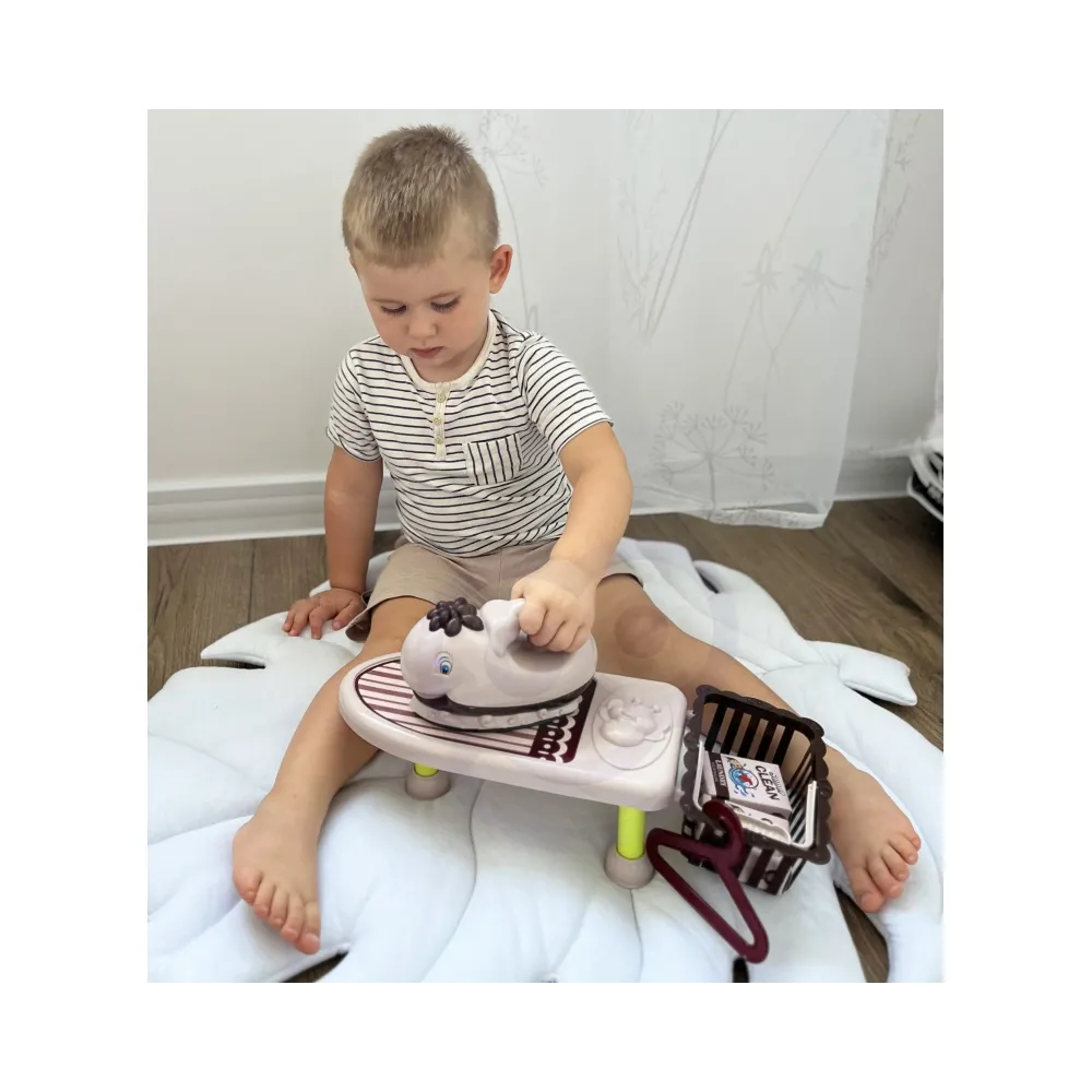 WOOPIE Zestaw do Prasowania 2w1 Deska Żelazko z Muzyką 7 el.