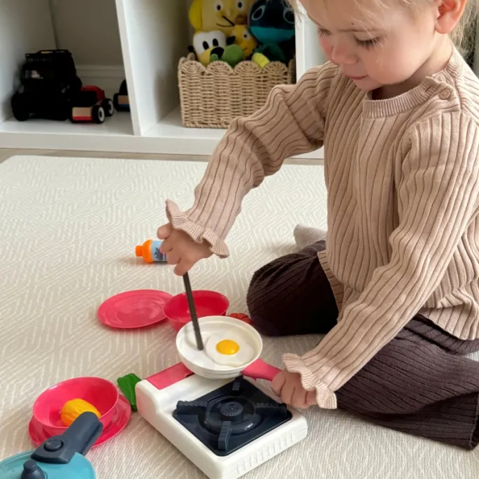 Kuchnia dla dzieci z zestawu WOOPIE