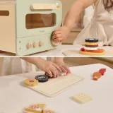 Kolorowa kuchnia drewniana VIGA z otwieraną klapą i tacką