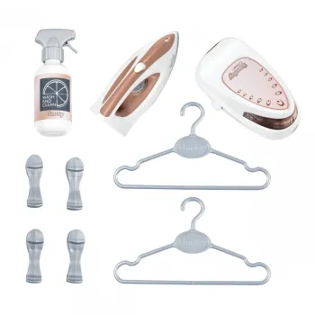 Realistyczna deska do prasowania dla małych pomocników