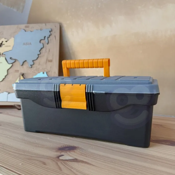 Elektryczna wkrętarka z funkcją zmiany kierunku