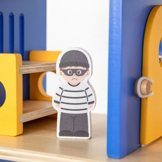 Komisariat policji z lądowiskiem dla helikoptera