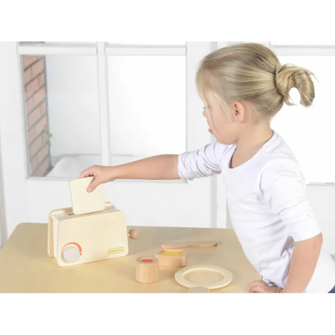 Trwały drewniany toster - idealny do dziecięcej kuchni