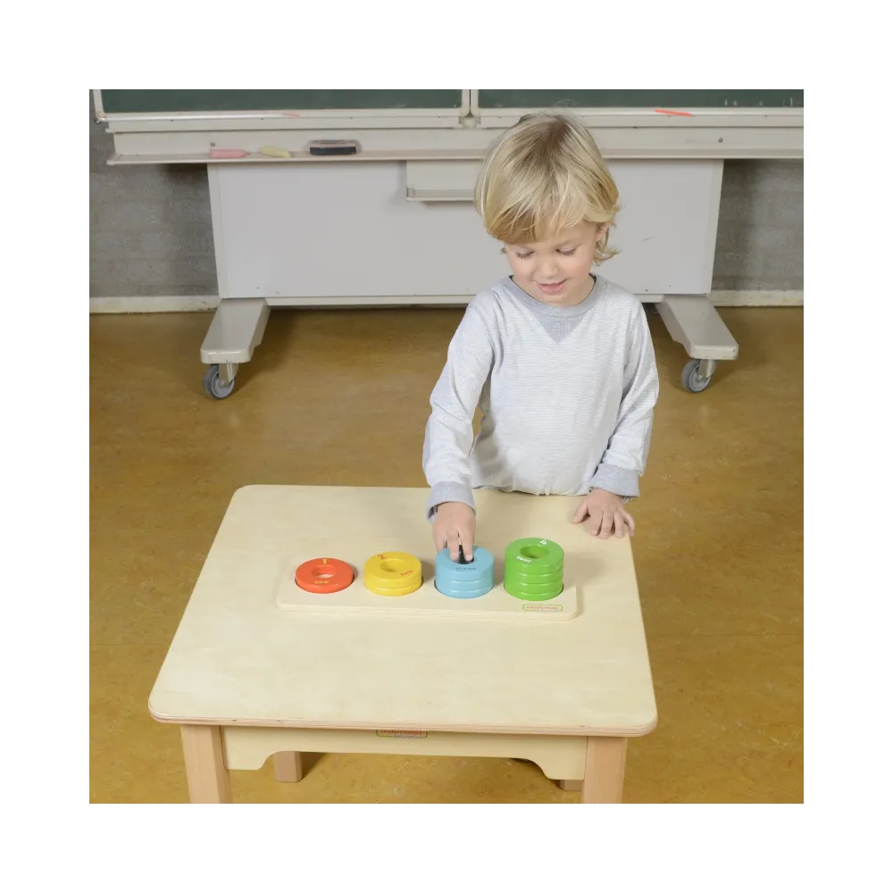 Nauka liczenia i kolorów przez zabawę dla najmłodszych.