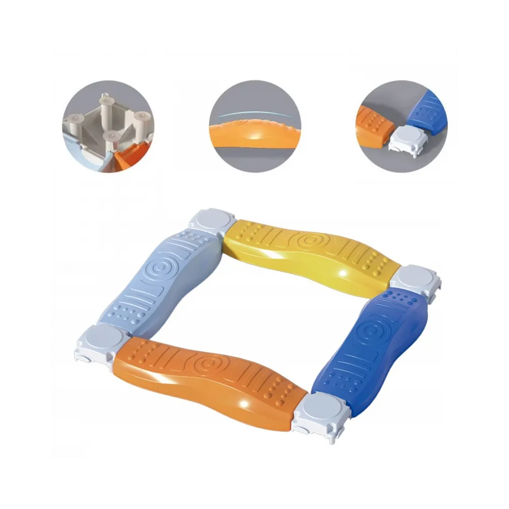 Dzieci bawią się na równoważni modułowej WOOPIE