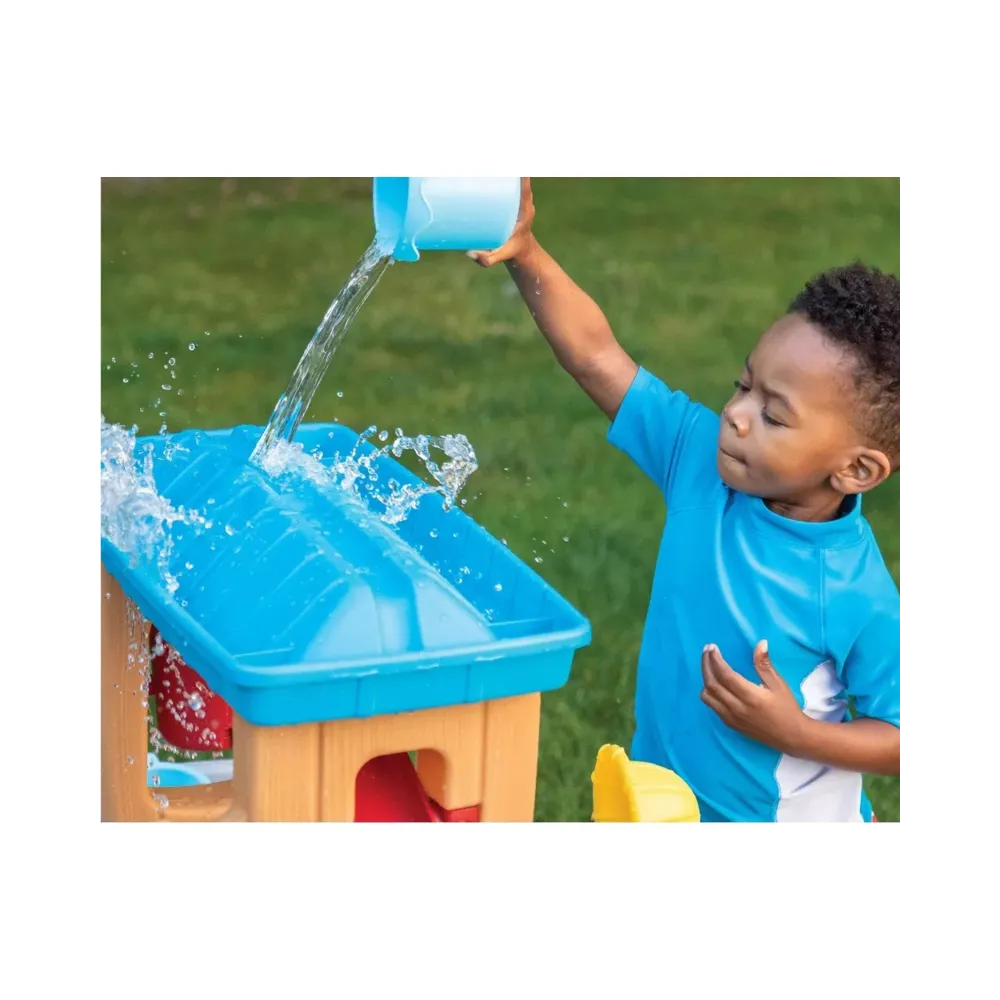Step2 Stół Wodny z Deszczownicą Wiaderkiem i Lejkiem + Zwierzątka