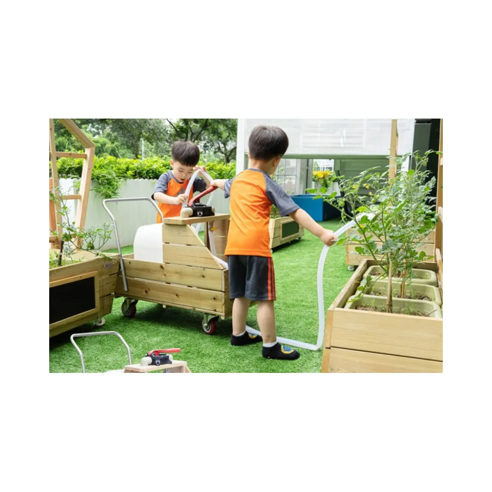 CLASSIC WORLD EDU Drewniany Wózek na Wodę do Podlewania + Wąż