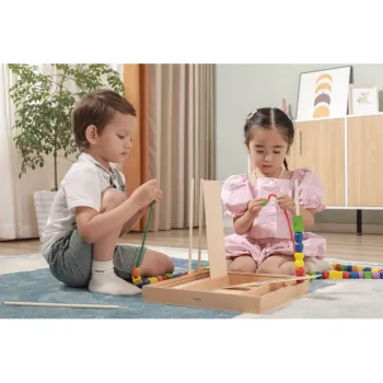 Drewniana układanka edukacyjna Montessori z elementami manualnymi