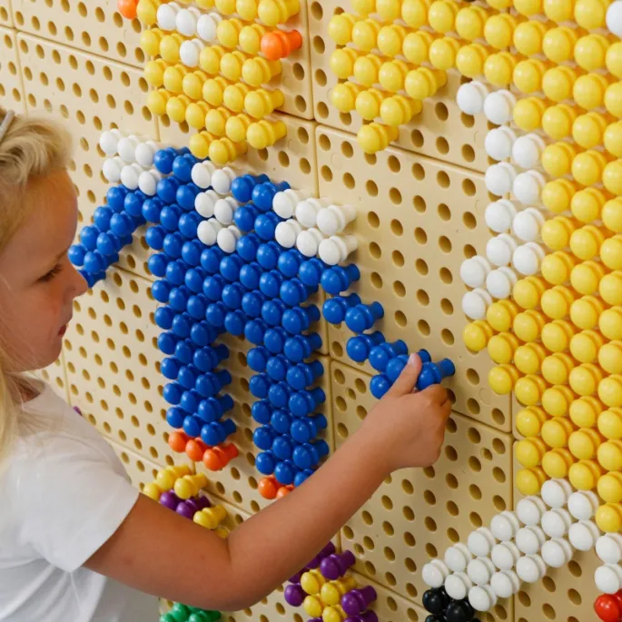 Zestaw 512 kołeczków w 8 kolorach do tablic