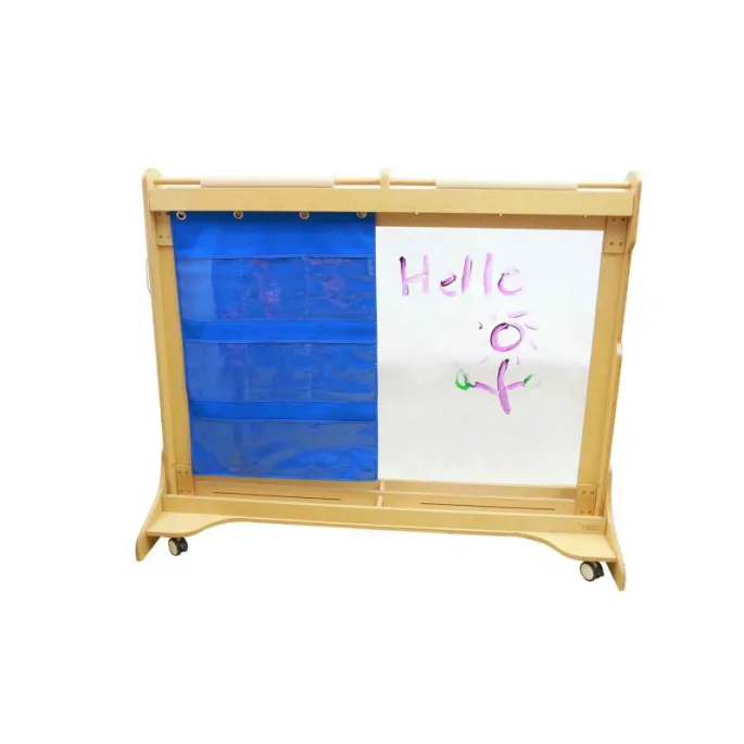 Niebieski arkusz z kieszonkami, idealny do biblioteki i pokoju dziecka