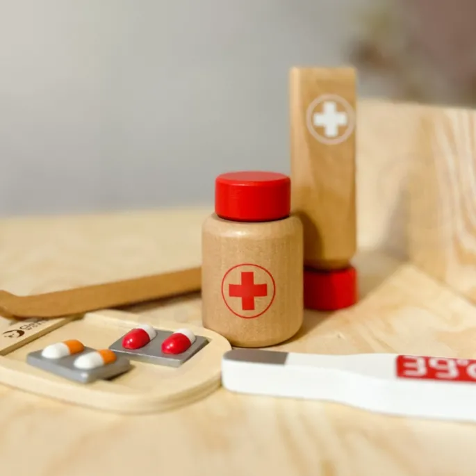 Drewniany zestaw do zabawy w lekarza