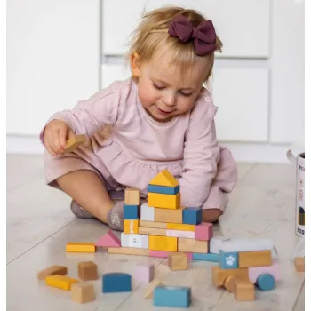 Kolorowe klocki drewniane rozwijające kreatywność i umiejętności