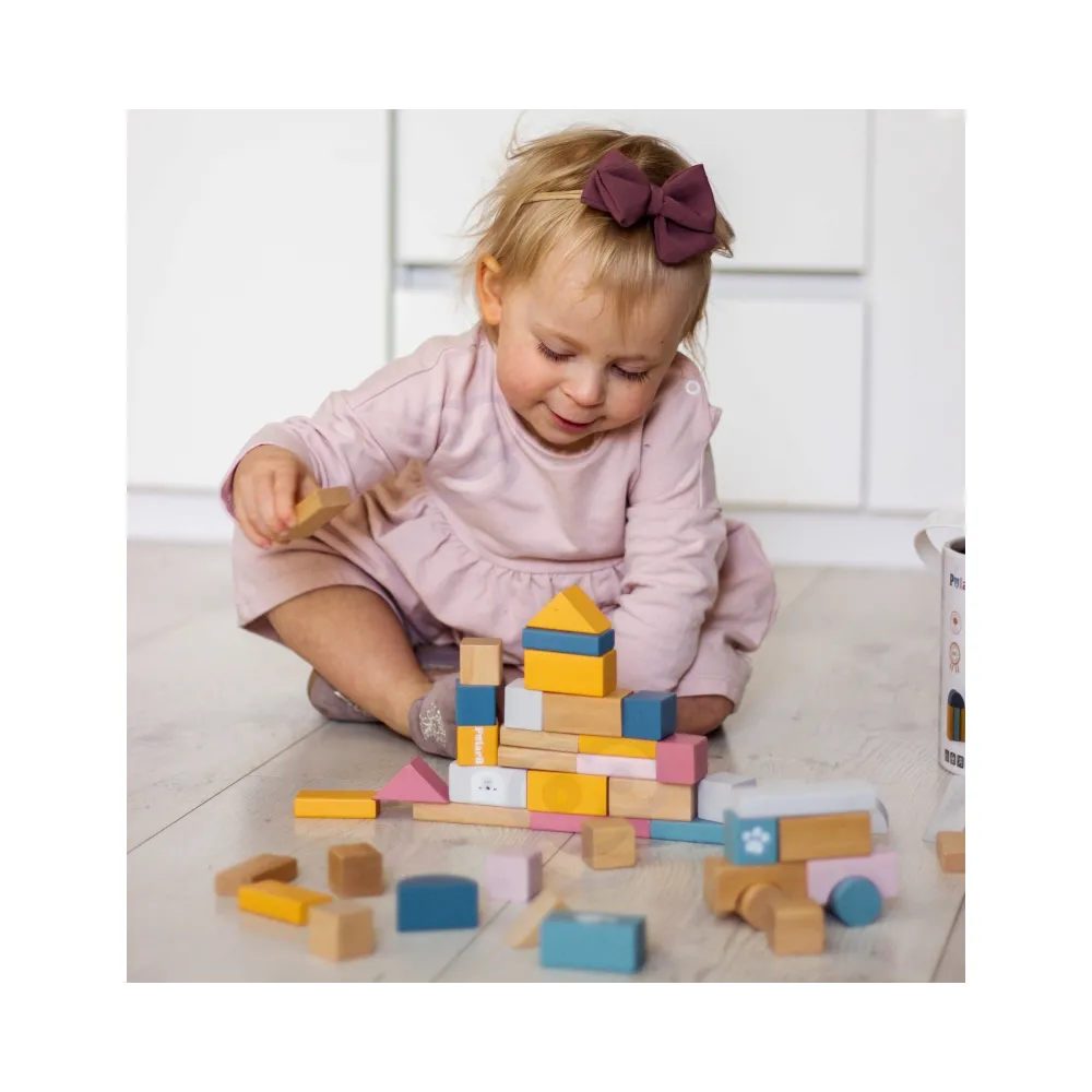 Kolorowe klocki drewniane rozwijające kreatywność i umiejętności