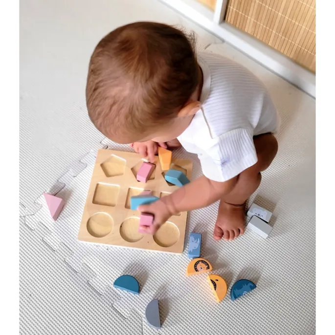 Edukacyjne puzzle z klockami dla malucha