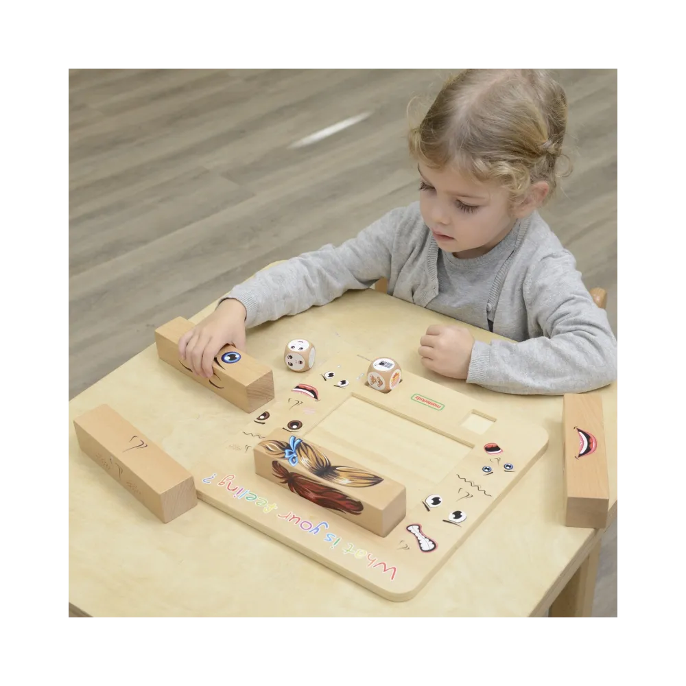 Gra do nauki emocji z 64 możliwymi wyrazami twarzy