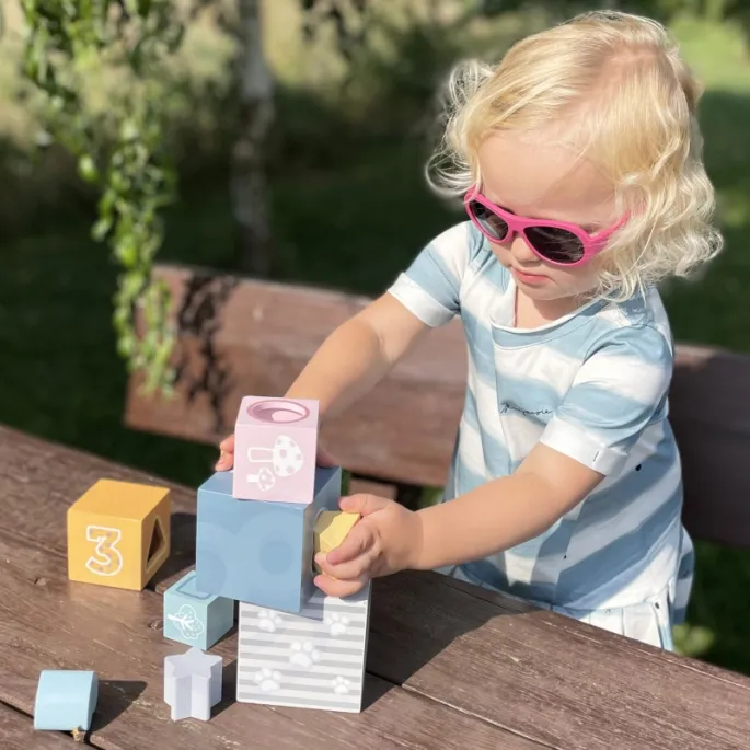 Kolorowy sorter geometryczny dla dzieci rozwijający kreatywność