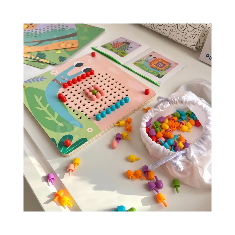 TOOKY TOY Układanka z Pinezkami Kołki Wpinaczka