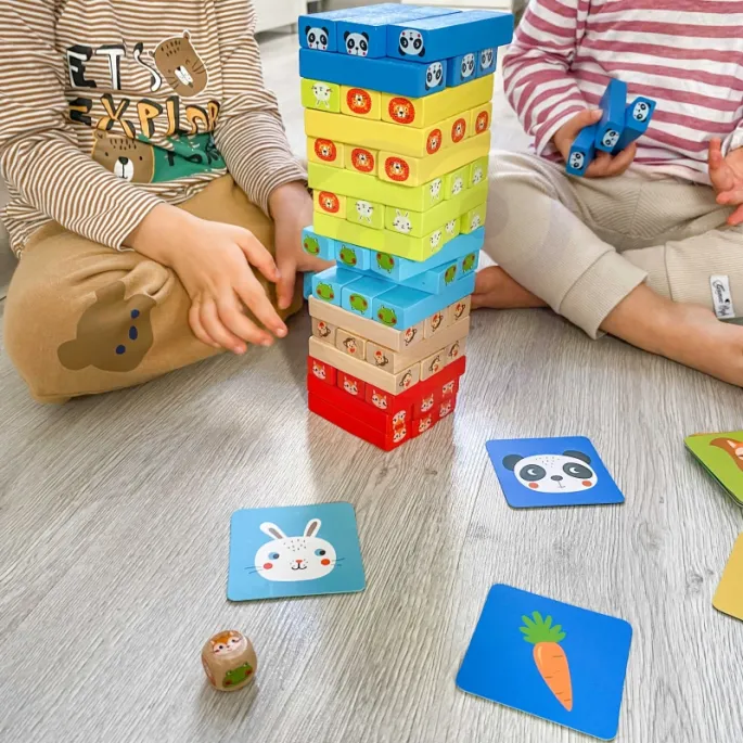 Układanie wieży z motywami zwierząt dla dzieci od 3 lat