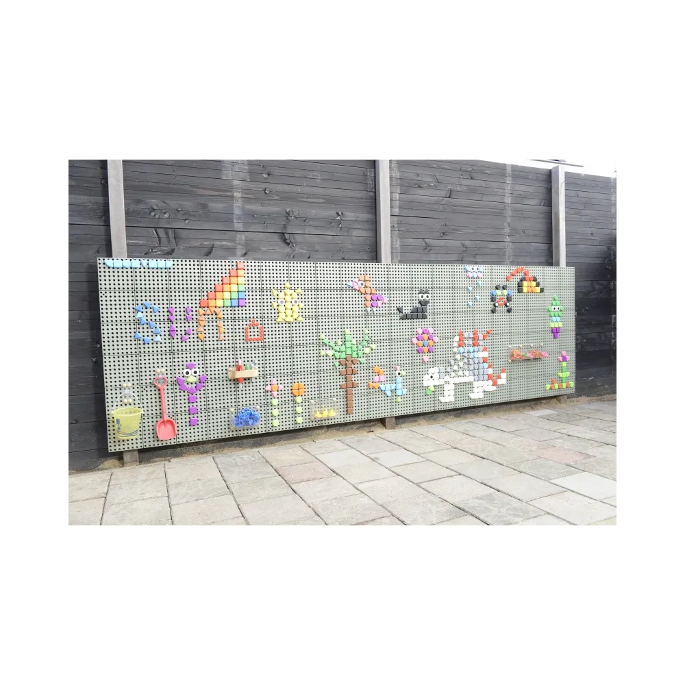 Materiał odporny na warunki atmosferyczne - trwałość tablicy MASTERKIDZ