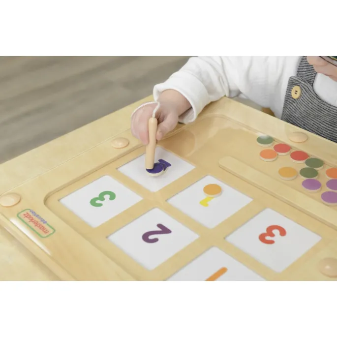 Magnetyczny labirynt do nauki kolorów i liczb