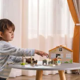 Drewniana przenośna klinika weterynaryjna dla małych miłośników zwierząt