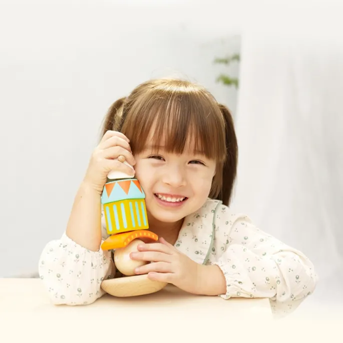 Drewniane klocki dla dzieci - Balansujący Wesoły Klaun