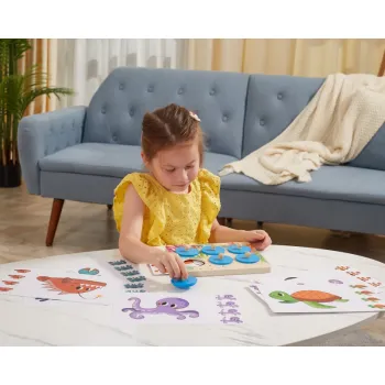 Drewniana plansza do gry rozwijająca pamięć i koncentrację