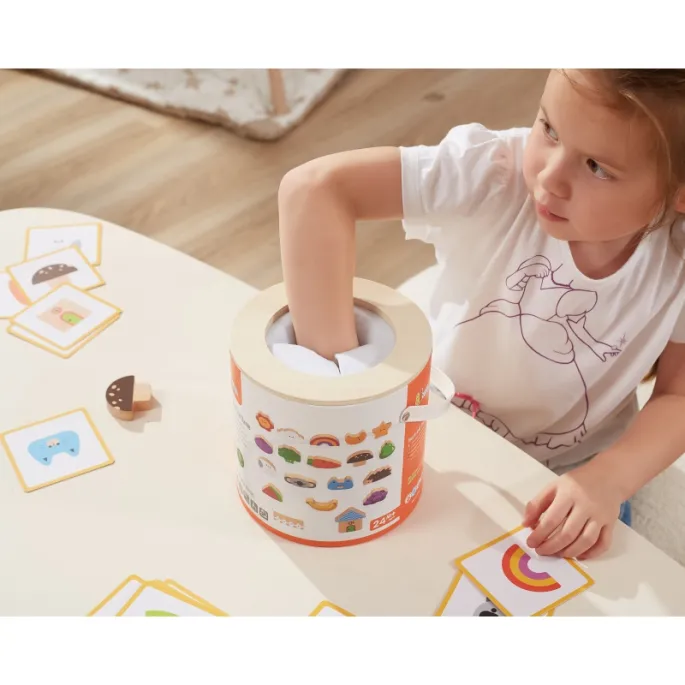 Zabawa edukacyjna z kartami do gry od VIGA