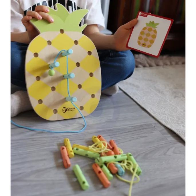 Nawlekanka ananas z nietoksycznymi farbami